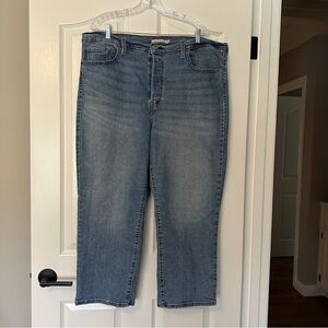 Levi’s Ribcage Straight Ankle Jeans